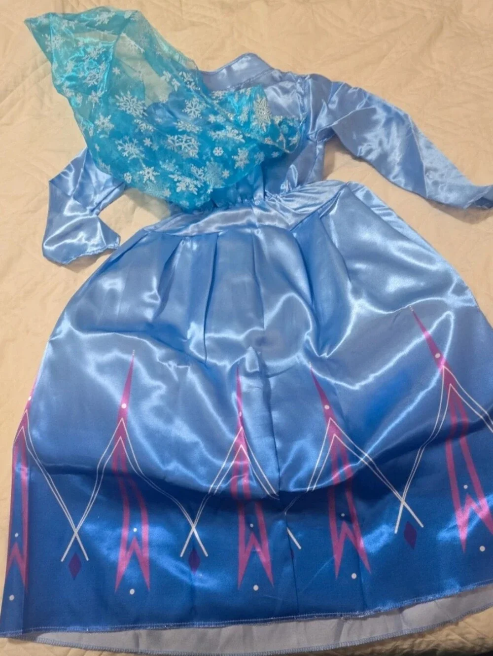 Girls 8 Light Blue Frozen Princess Costume Dress with Snowflake Accents